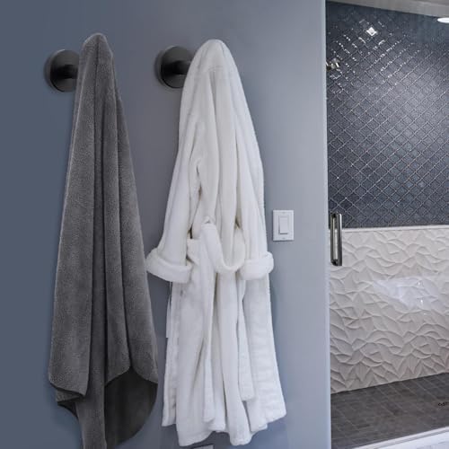 nearmoon bath towel hooks- sus 304 stainless steel shown in use