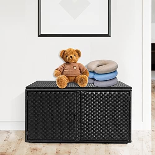 giantex rattan deck box outdoor&indoor 88 gallon wicker, close-up detail