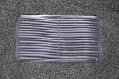 Replacement Auto Carpet Floor Liner - Molded Cutpile - fits 2001-2006 Chevrolet Silverado 2500 HD Regular Cab 2wd and 4wd (Ebony)