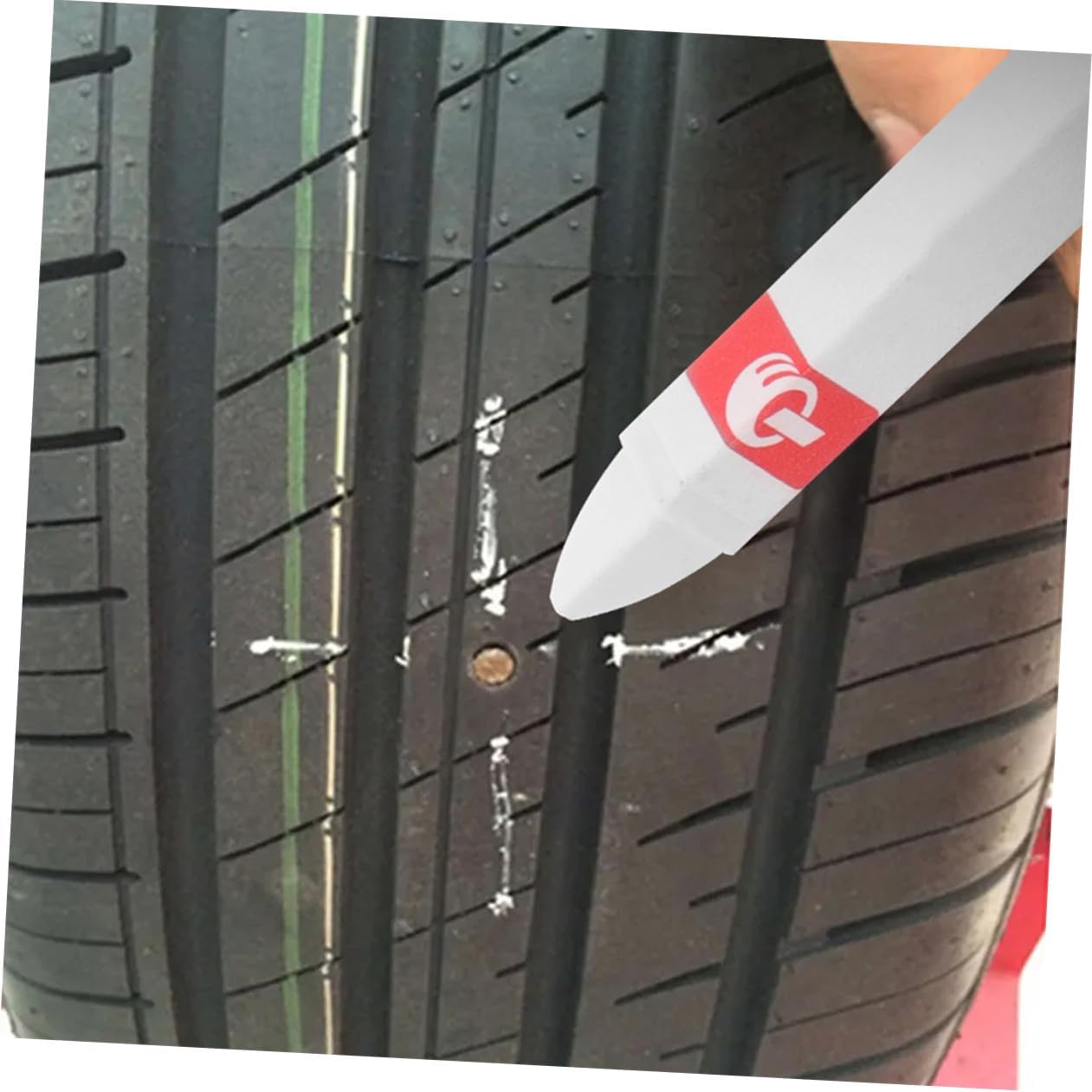 PRETYZOOM Tire Marking Pen, 3.93 in White Wax Chalk Marker for High-Visibility Temporary Tire Spot Identification & Quick Repair, for Car, Motorcycle & Bicycle Maintenance