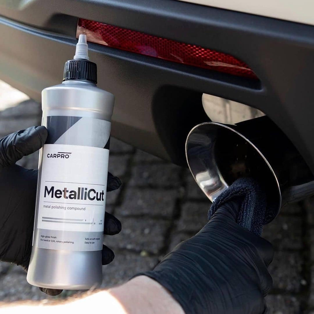CARPRO Metallicut Metal Polish & Cleaner for Metal, Stainless Steel, Aluminum - Chrome Polish Exhaust Tips, Wheels, Bumpers & Trim - Diamond Powders that Finish to an Extreme Gloss - 150mL (5oz)