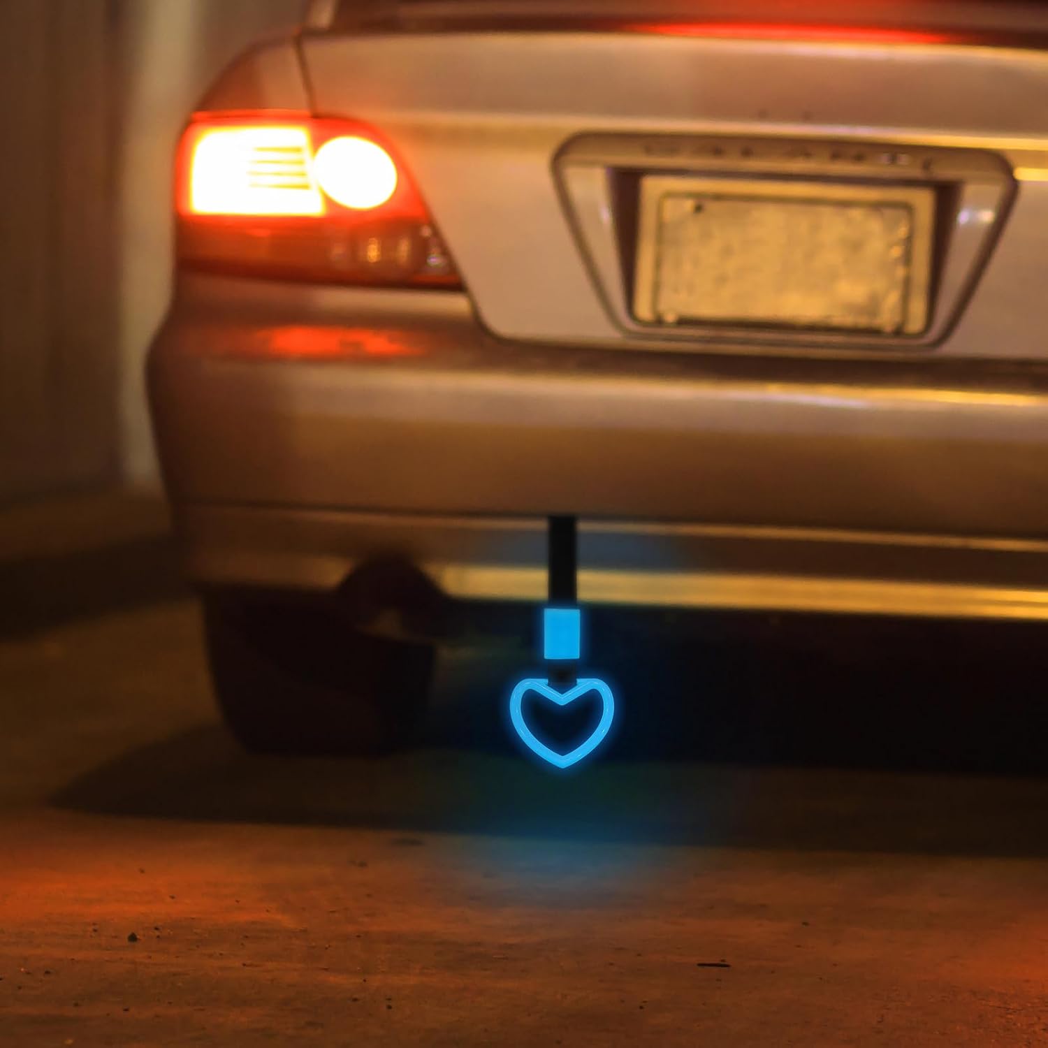 2 Pcs Heart Shaped Car Handle Strap – Drift Charm Rear Bumper Warning Ring Decor for Car Interior Exterior, Subway Bus Handle Accessory, Cute Heart Car Decor Gift for Women & Men (Luminous Blue)
