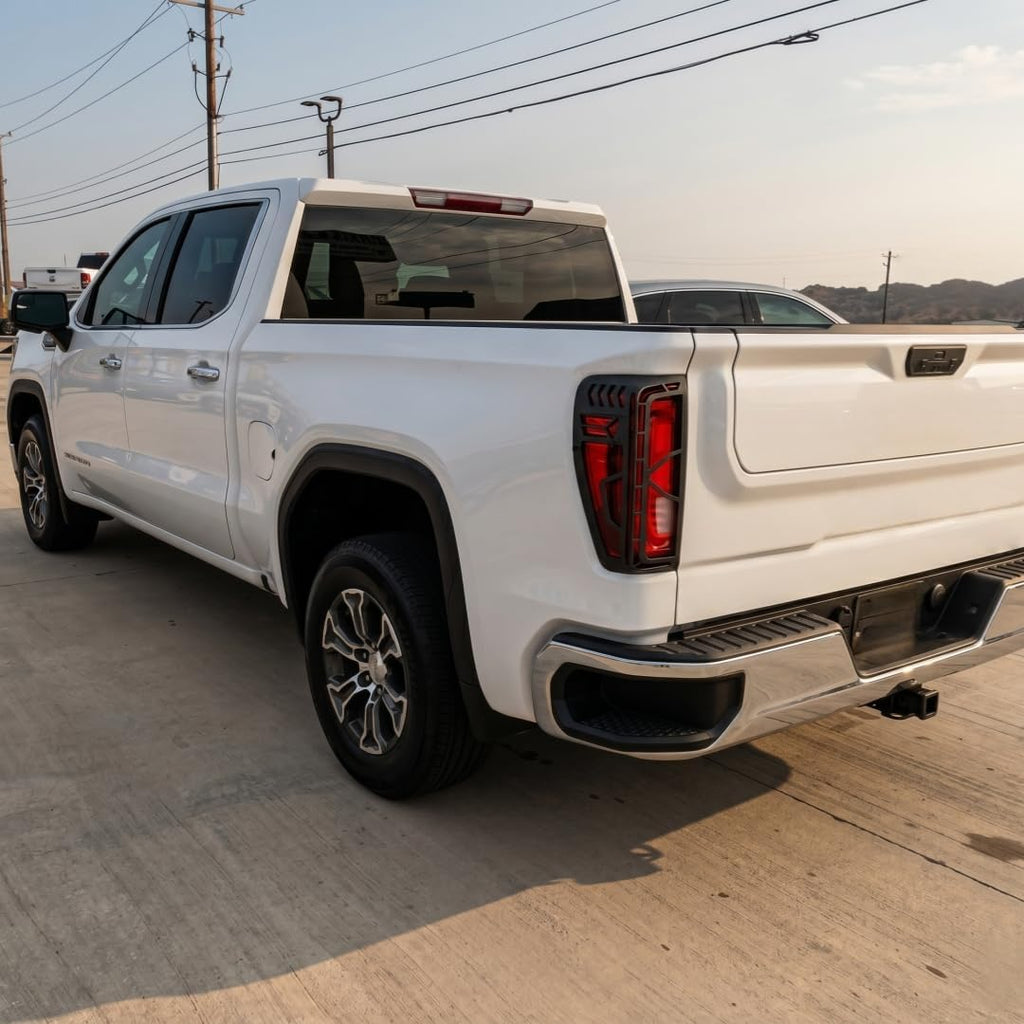 Narpes-Tail Light Rear Lamp Protective Guards Decoration Fit for GMC Sierra 1500 2500HD 3500HD 2019-2025 2026 Taillight Shell Frame Shield Denali SLT AT4 Exterior Accessories