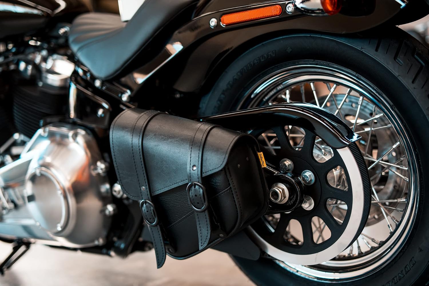 Dowco Willie & Max Black Jack Swingarm Bag - Black Buckle - Triangulated Swingarms - 59776-05,10.5" x 11.5" x 4.5"