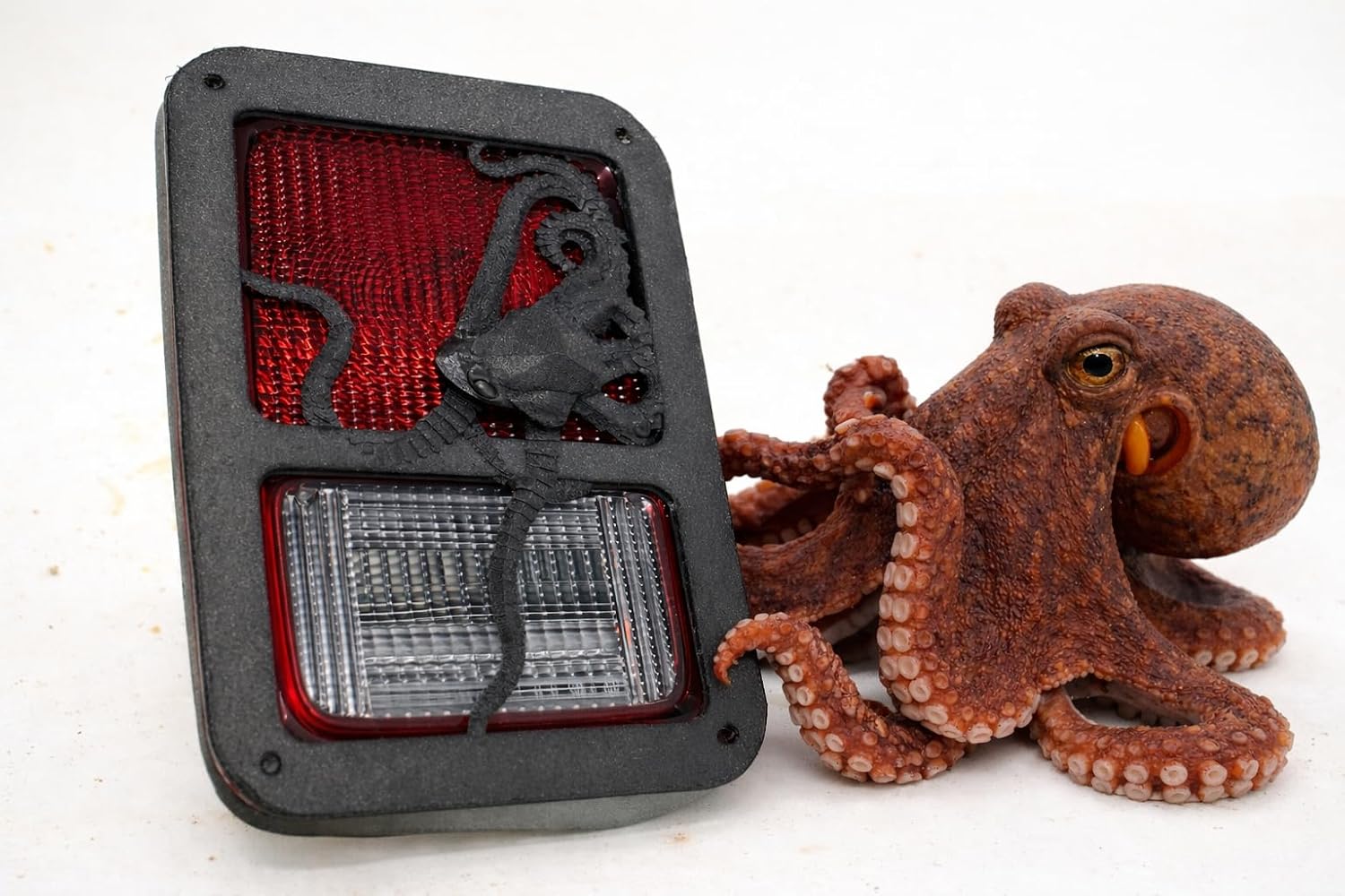 Robo Octopus Crawling n 3D - Black For Jeep Wrangler JK/JKU Rear Tail Light Covers (07-18) - Love Fish Octopus's Swimming Tentacles