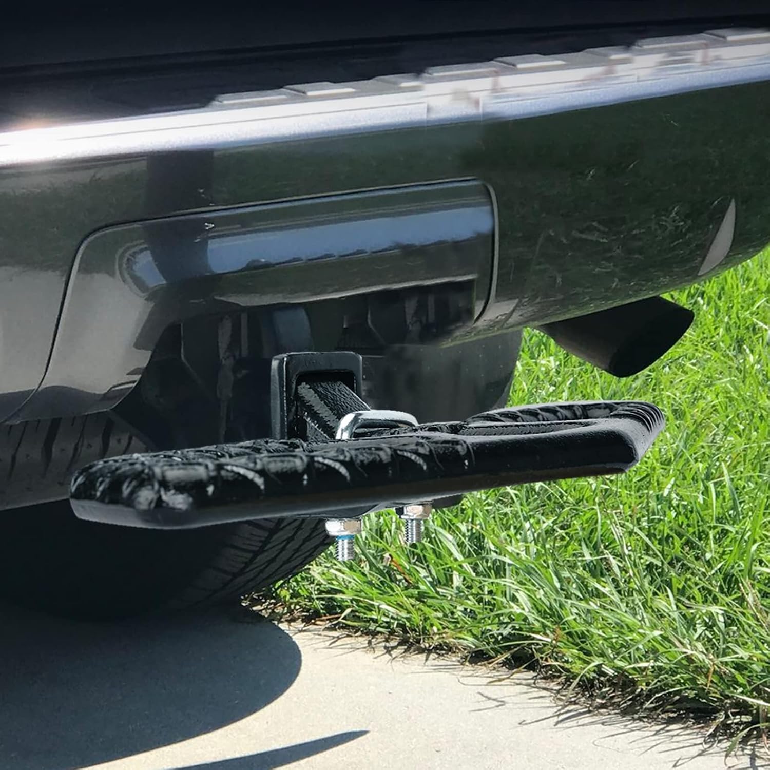 Eapele Tow Hitch Step for 2 inch Receiver, Universal Anti Slip Bumper Guard，Strong Steel 10000lbs Maximum Load, for Trailer Tow Truck Pickup SUV Pickup Van RV