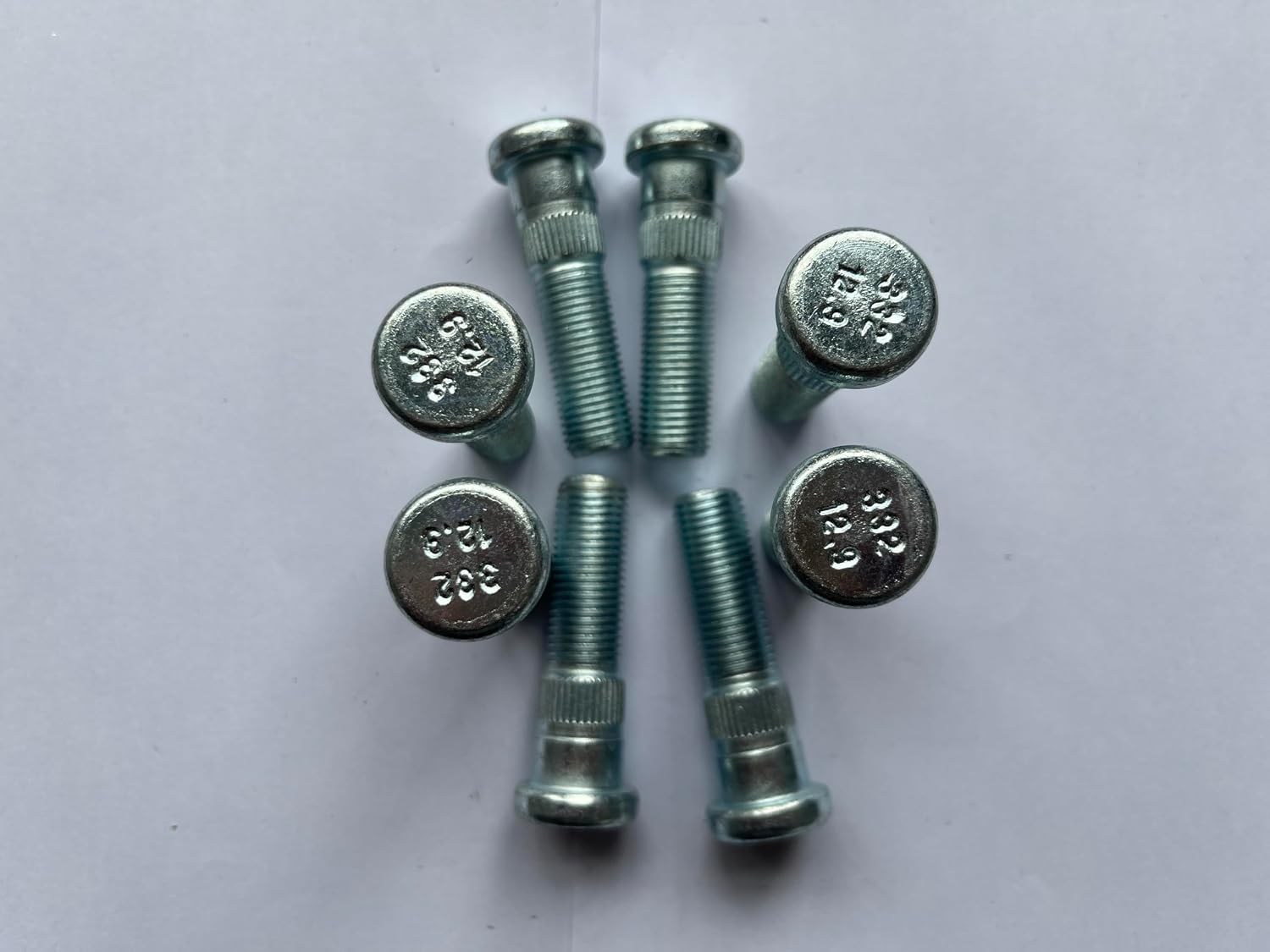 8Pcs M14*1.5 Serrated Front Wheel Lug Stud 610-332 16mm Knurl, 54.5mm Length Replacement for 1988-2000 Chevrolet GMC K2500 K3500