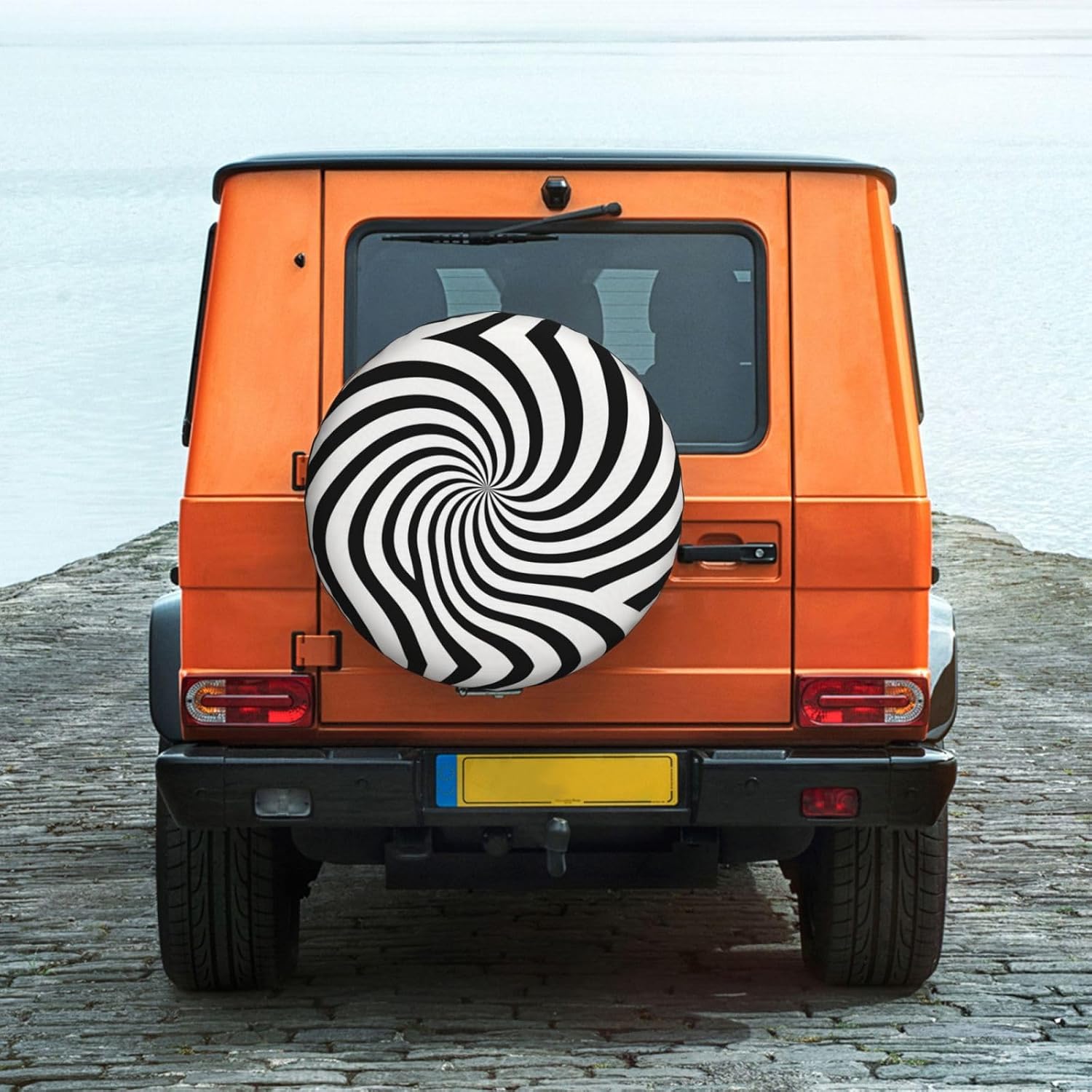 Black and White Dizzy Lines Print Universal Spare Tire Cover for RV, Jeep | Wheel Protector Fits Rv, Trailer, Jeep, Shield Tires From Sun, Dirt And Rain For Outdoor Storage