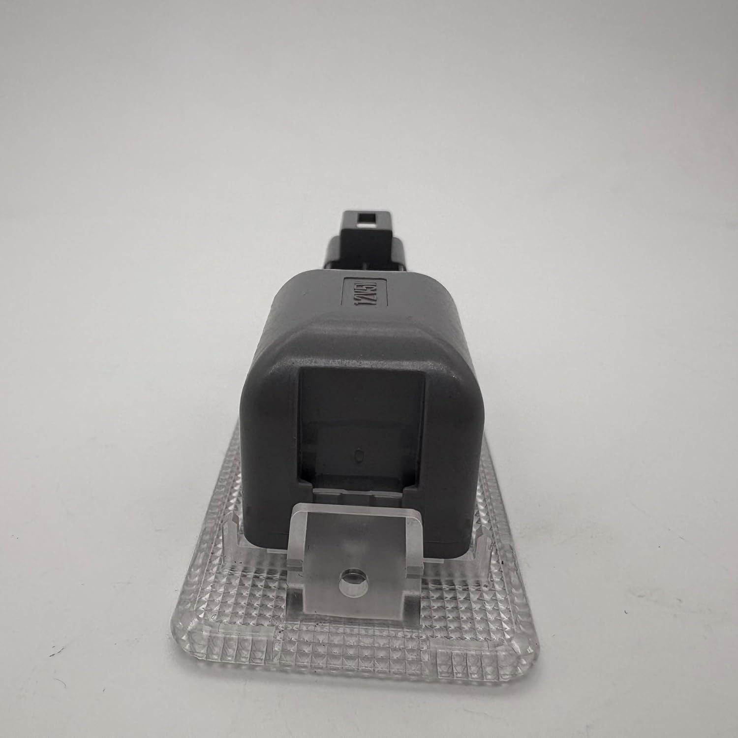 81330-58010 81330-0e010 Luggage Compartment Lamp Assy For:scion xb,prius,prius(plug-in hbd),prius v,ct200h,scion tc,venza,rx450h/350(jpp),highlander(nap),nx series,sienna,rav4(jpp),rav4,land cruiser