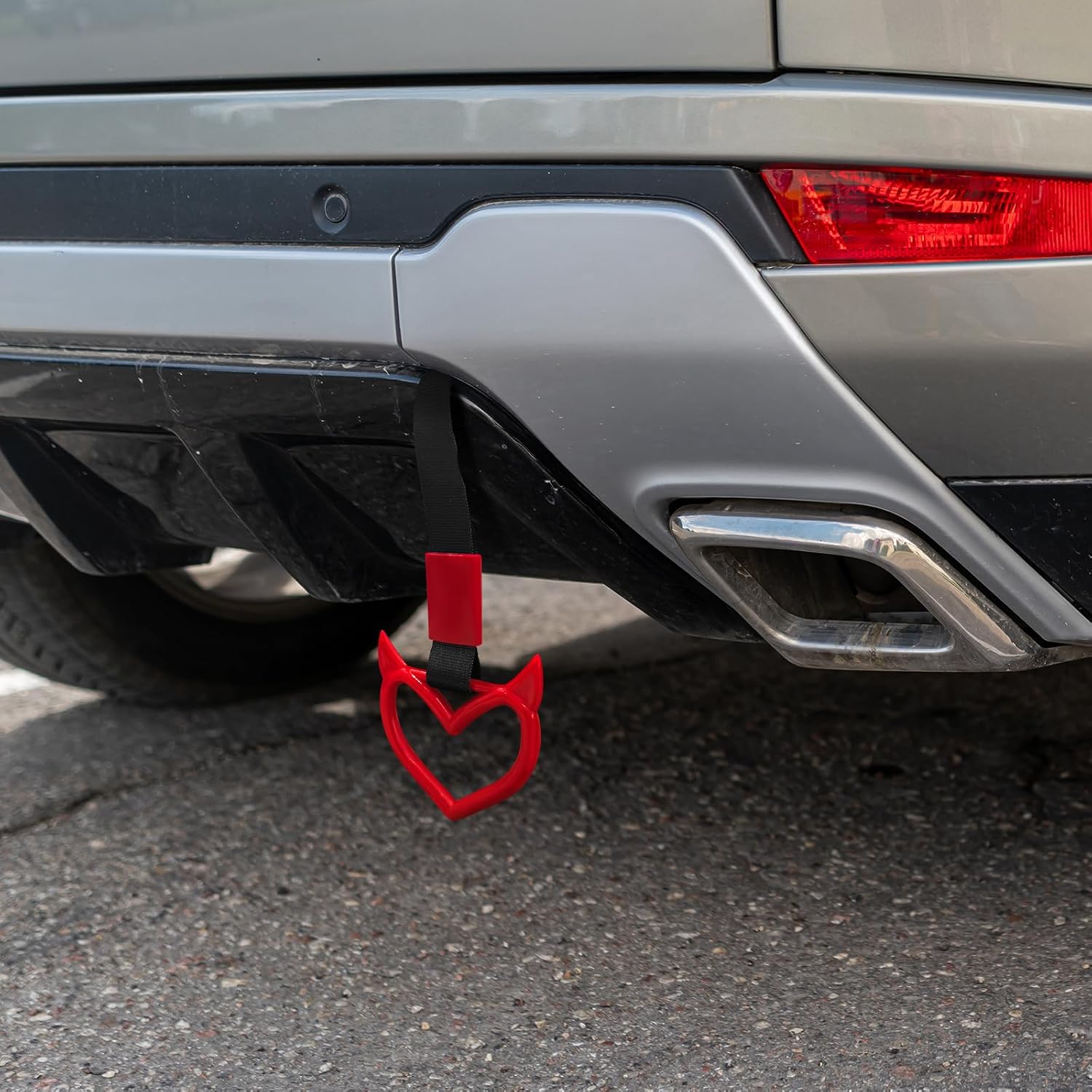 2 Pcs Devil Heart Shaped Car Handle Strap – Drift Charm Rear Bumper Warning Ring Decor for Car Interior Exterior, Subway Bus Handle Accessory, Cute Heart Car Decor Gift for Drivers (Red)
