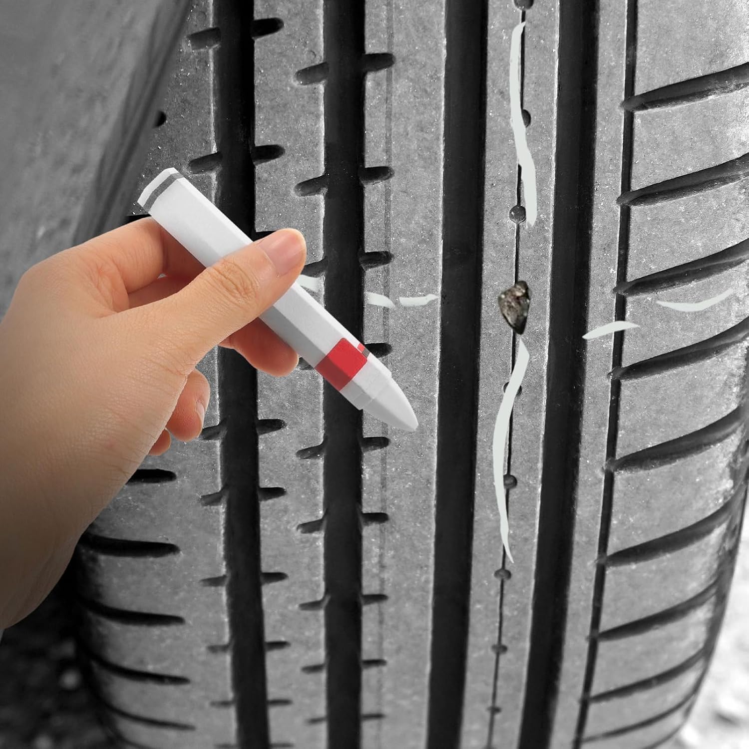 2pcs Car Supplies Tire Marking Pens Tire Repair Marker Pens Marker for Car White