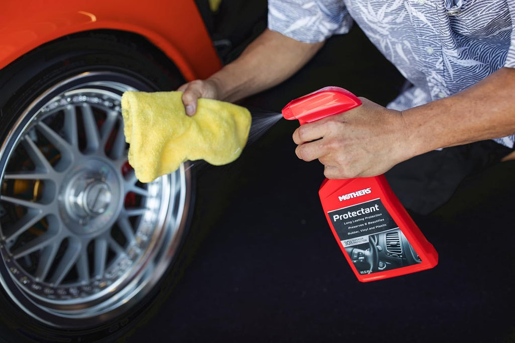 Mothers Protectant, 16 oz. (05316) | Long-Lasting UV Protection for Rubber, Vinyl & Plastic, Shields Dash, Trim, Bumpers & Tires from Fading, Cracking & Drying