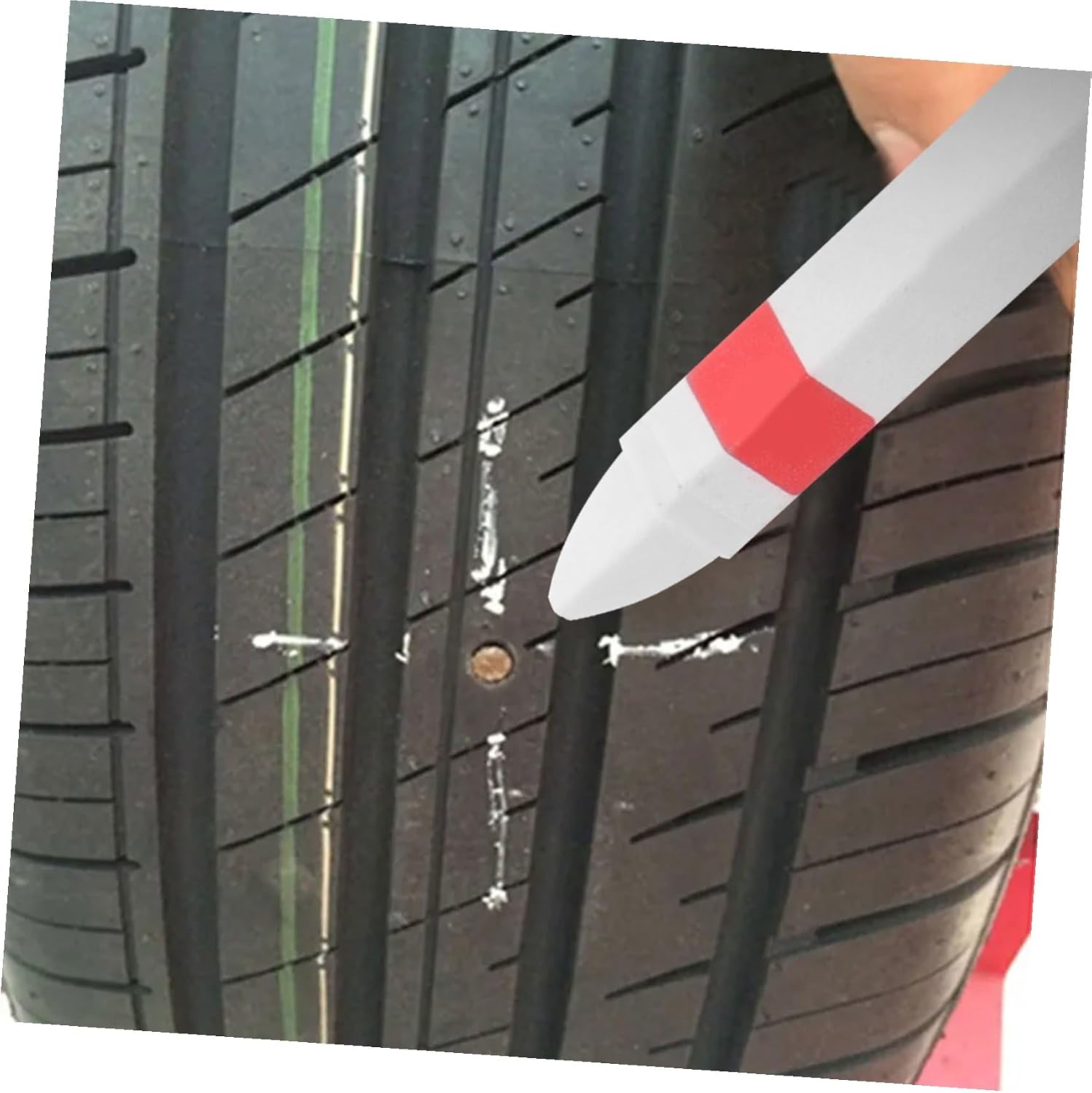 2pcs Tire Paint Pens Permanent Tire Marking Pens Marker for Car Easy to Use