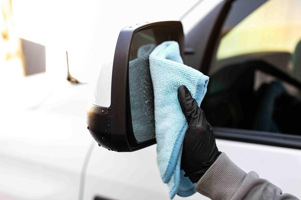 The Rag Company - Premium FTW - 70/30 Blend Microfiber Cleaning Towels for Glass, Windows, Mirrors, Polished Surfaces - Streak-Free - Scratchless, 16" x16' Light Blue (3-Pack)