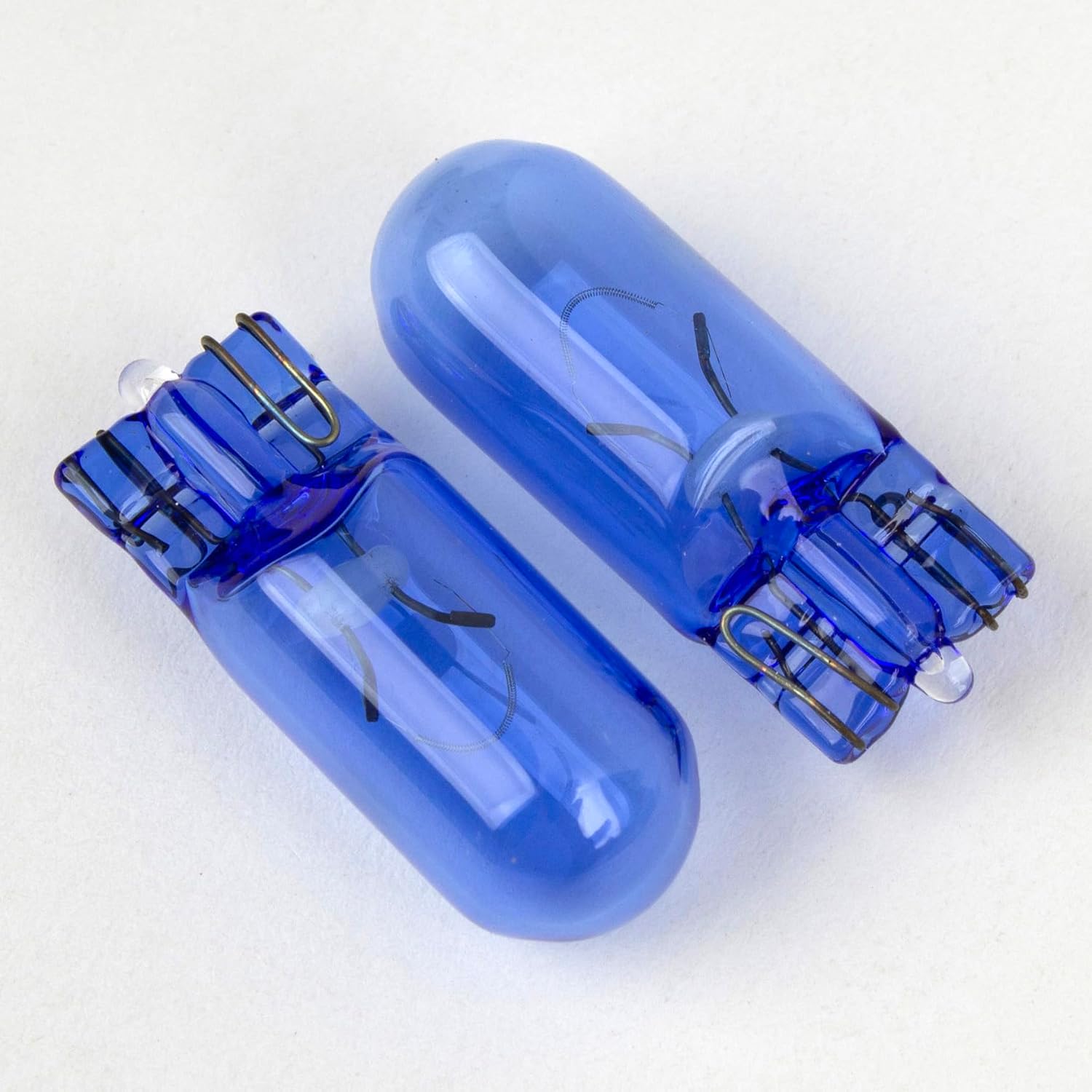 Hyper White T10 Wedge Base 168 12V 5W Bulb compatible with Philips W5W 12961WHV - Made in France (Pack of 2)