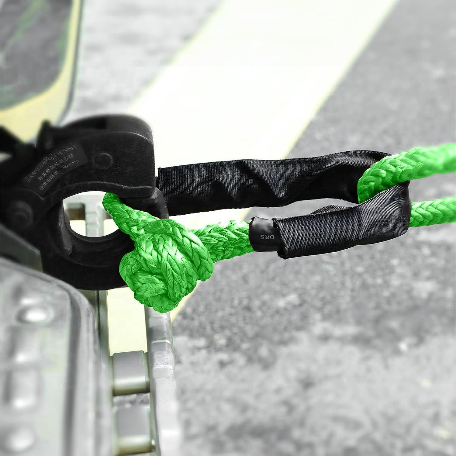 2 Pack Green Soft Shackle 57,000 LBS Breaking Strength 1/2 inch X 22 inch with Protective Sleeve for Off-Road Sailing Trucks 4x4 UTV Synthetic Road Recovery Rope Soft Shackle for Recovery