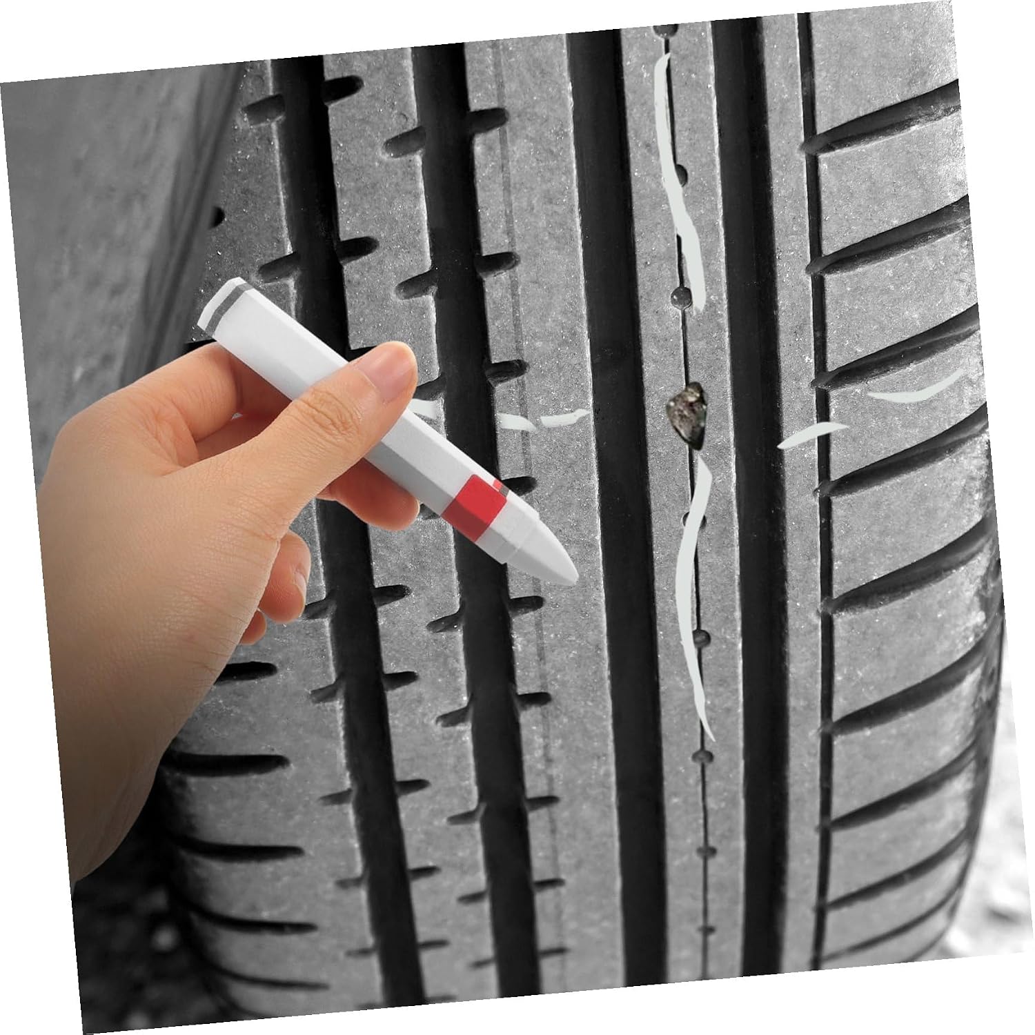 2pcs Tire Marking Pens for Car Tires Easy to Use for Automotive Supplies