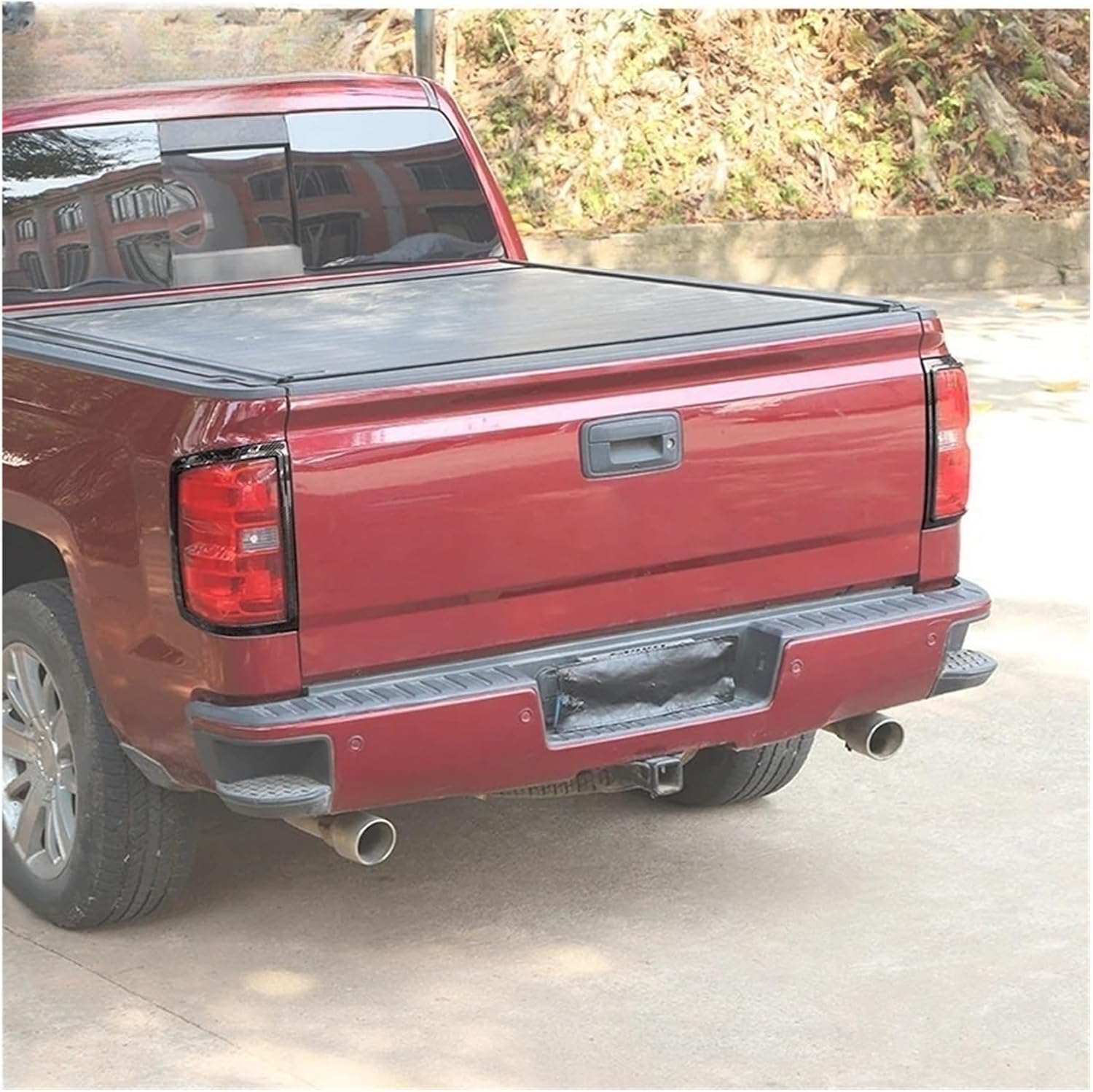 ABS Exterior Rear Taillight Lampshade Protective Decorative Cover Compatible For Chevy Silverado 2014-2018 Car Accessories(Chrome)