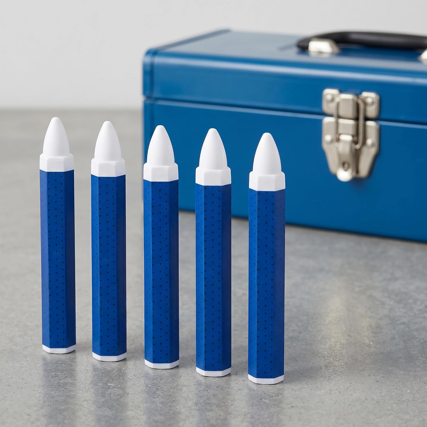 5pcs White Tire Marking Crayons, Tire Marker Chalk Industrial Wax Crayon Sticks for Rubber, Waterproof Lumber Crayon for Construction Wood Metal Stone
