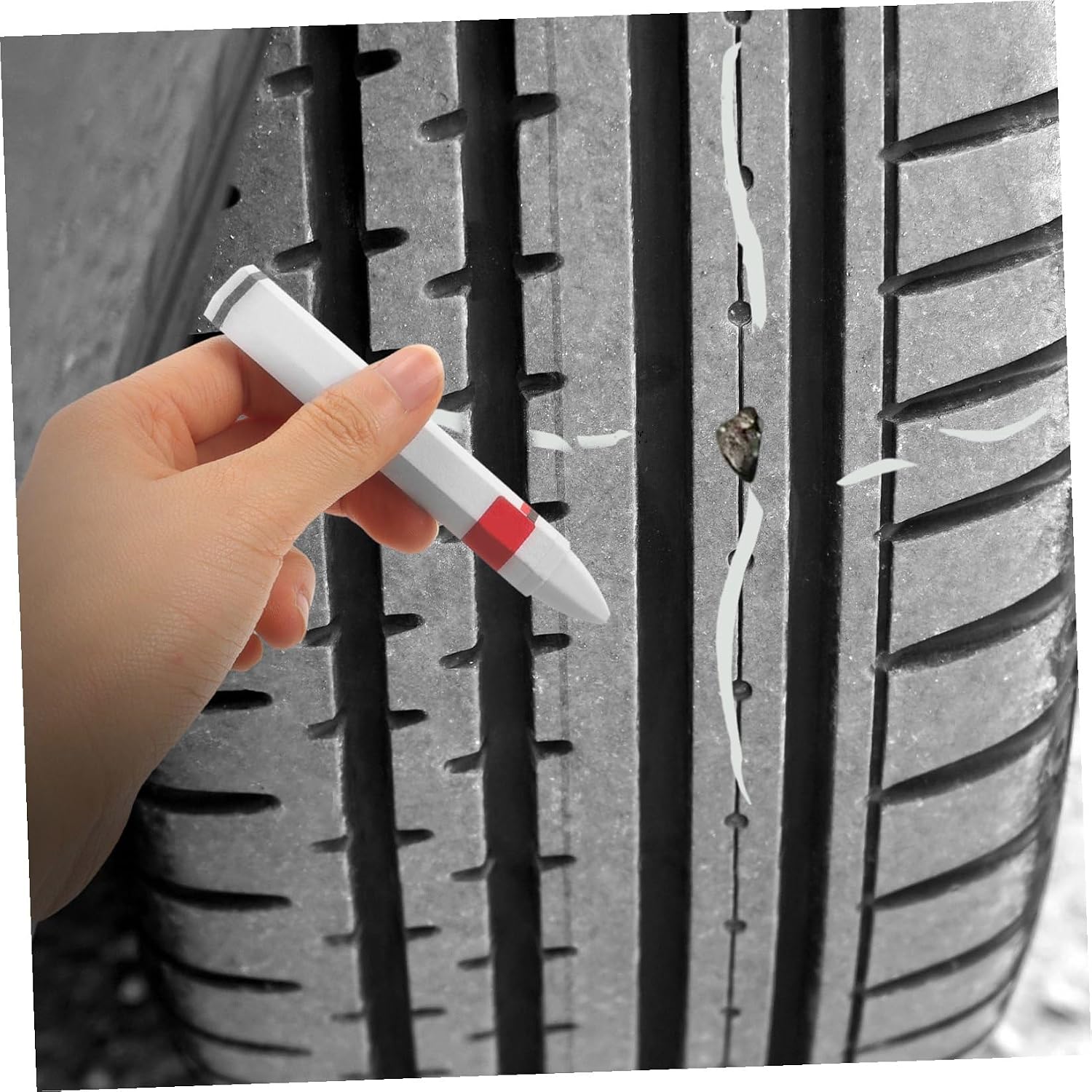 2pcs Tire Paint Pens Permanent Tire Marking Pens Marker for Car Easy to Use