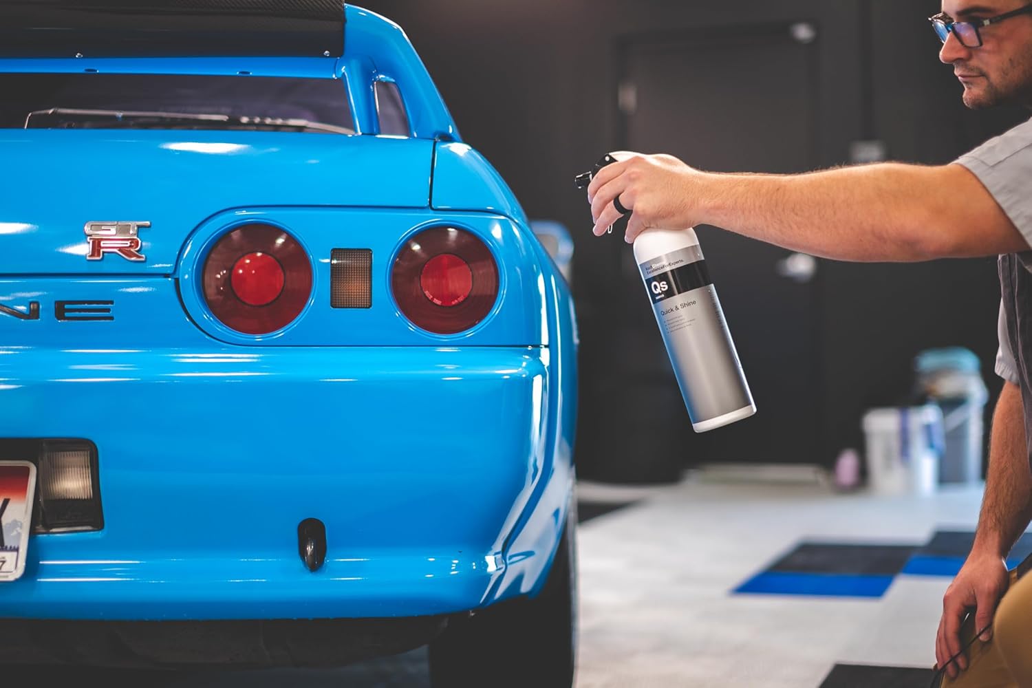 KOCHCHEMIE Quick & Shine Allround Finish Spray - Cleans, Maintains, and Preserves All Smooth and Painted Surfaces; Ideal for Quick Finishing and Showroom Exhibition Use (1 Liter)
