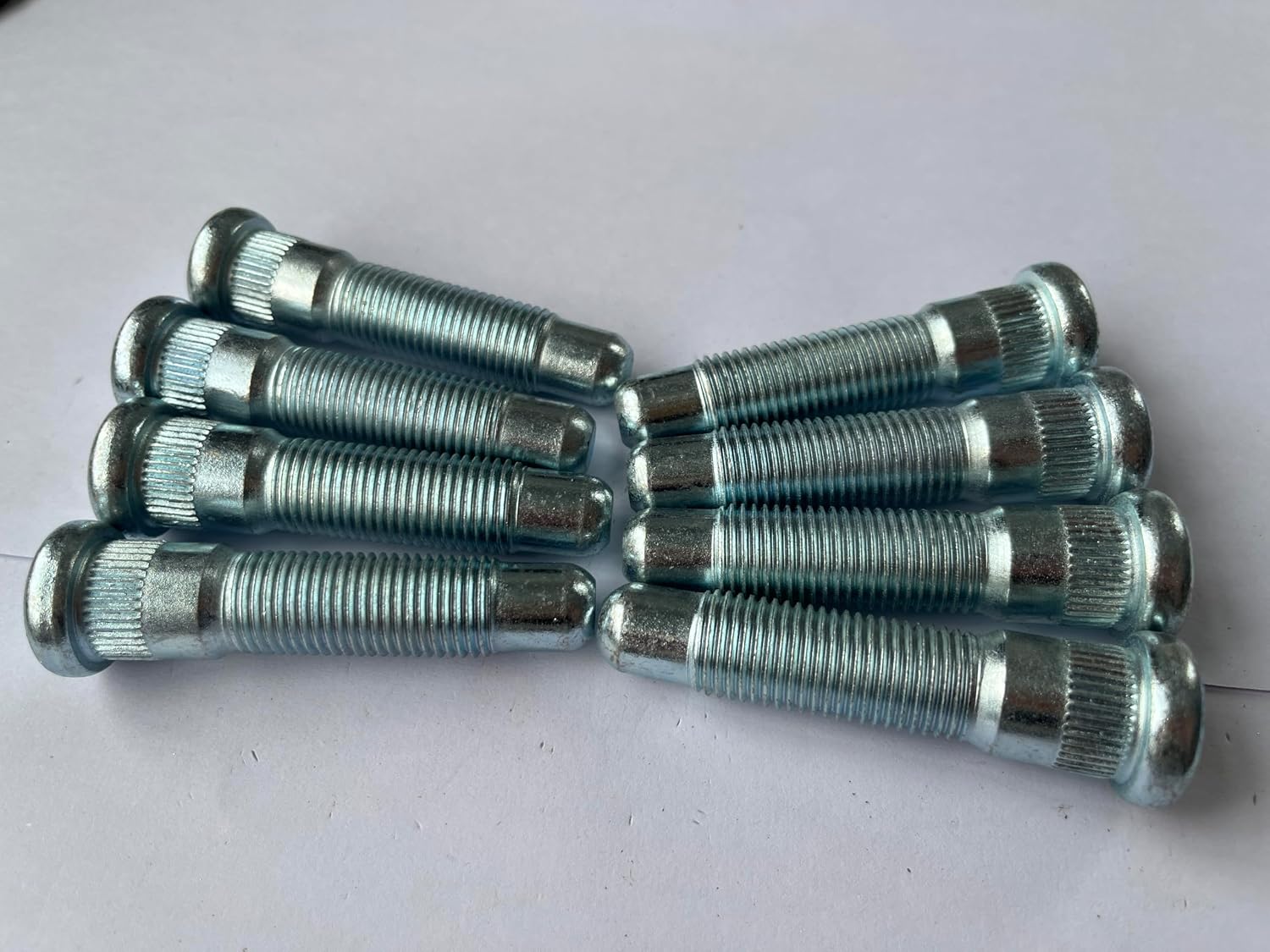 8pcs M14*1.5 15.8mm Knurl Serrated Stud 610-428 Replacement for Chevrolet Silverado 2500 3500 Express GMC Sierra Savana 2500 3500 Yukon 8-Lugs Wheel