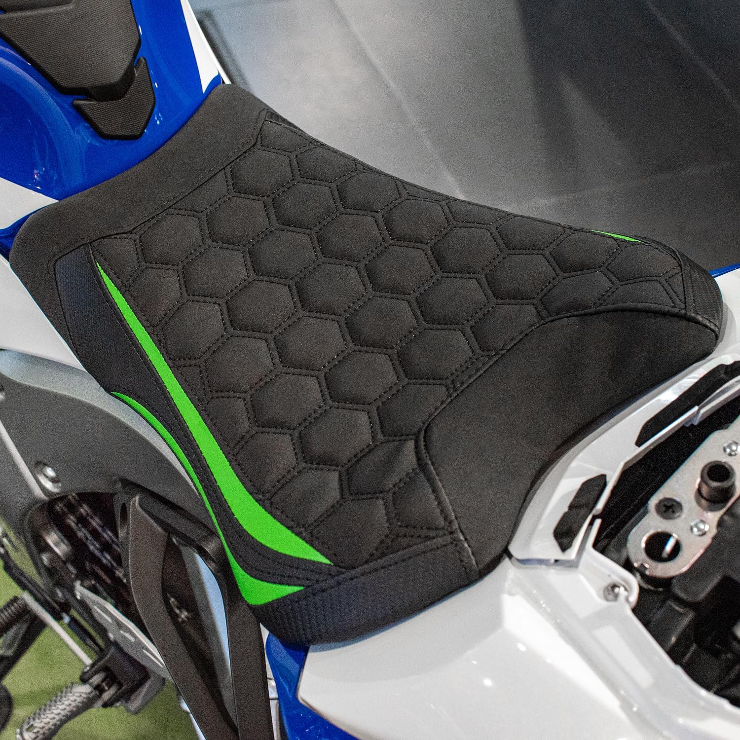 Motorcycle Driver Seat Pad for Ninja ZX-10R ZX-10RR 2021-2025 Front Rider Cushion Pressure Relief Saddle, Front-Green