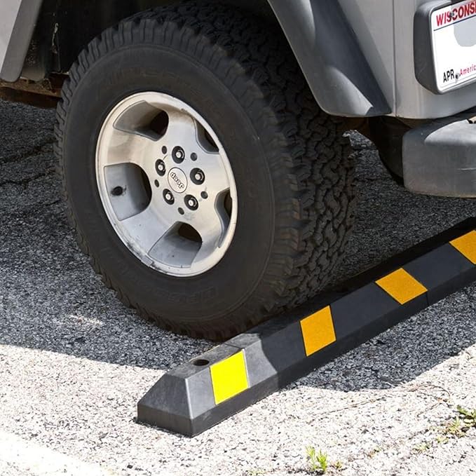 Guardian 4' Rubber Parking Curb - Image 5