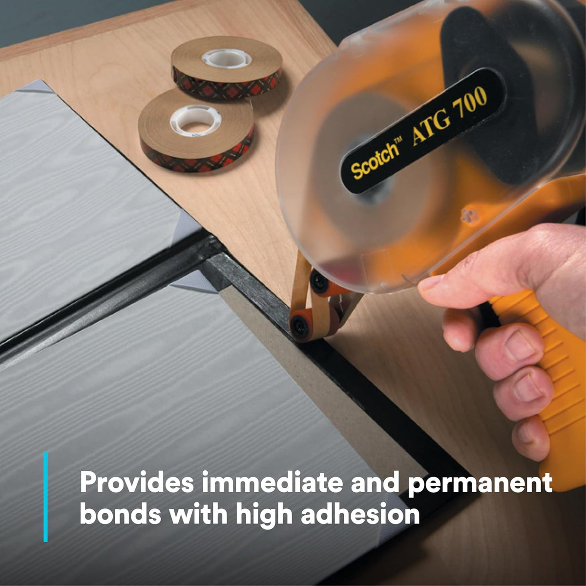 3m scotch atg adhesive transfer tape 924, clear, close-up detail