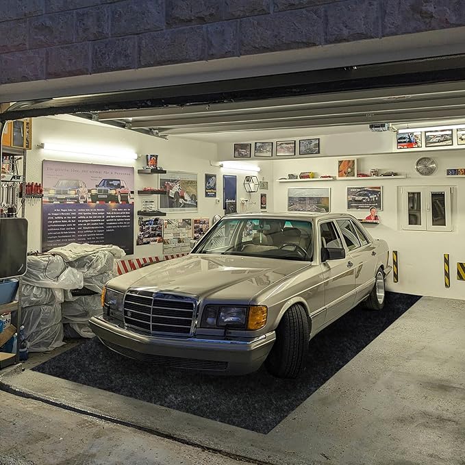 7.5'x 20' Garage Floor Mat & Oil Spill Mat, Heavy Duty Under Car Mat by Unknown