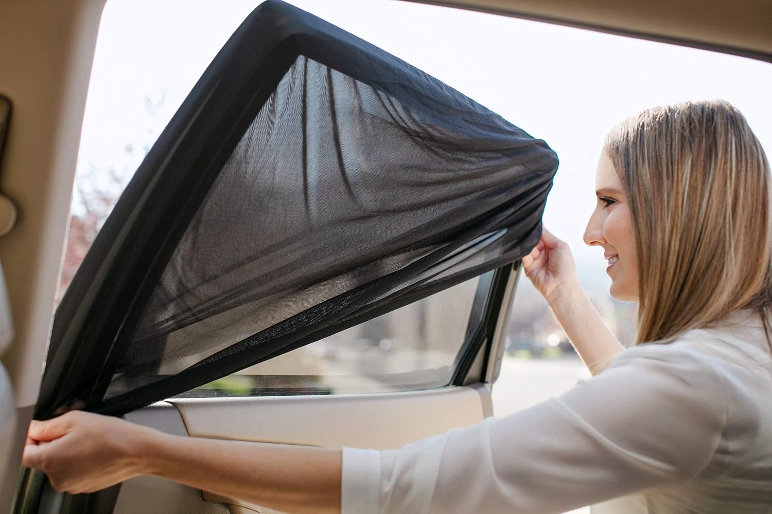 2 Pcs Car Side Window Sun Shade for Chevy Chevrolet Traverse 7 Seater 2024-2025, Car Window Mesh Breathable Sun Blocker Interior Accessories Protective Screen, Back Row
