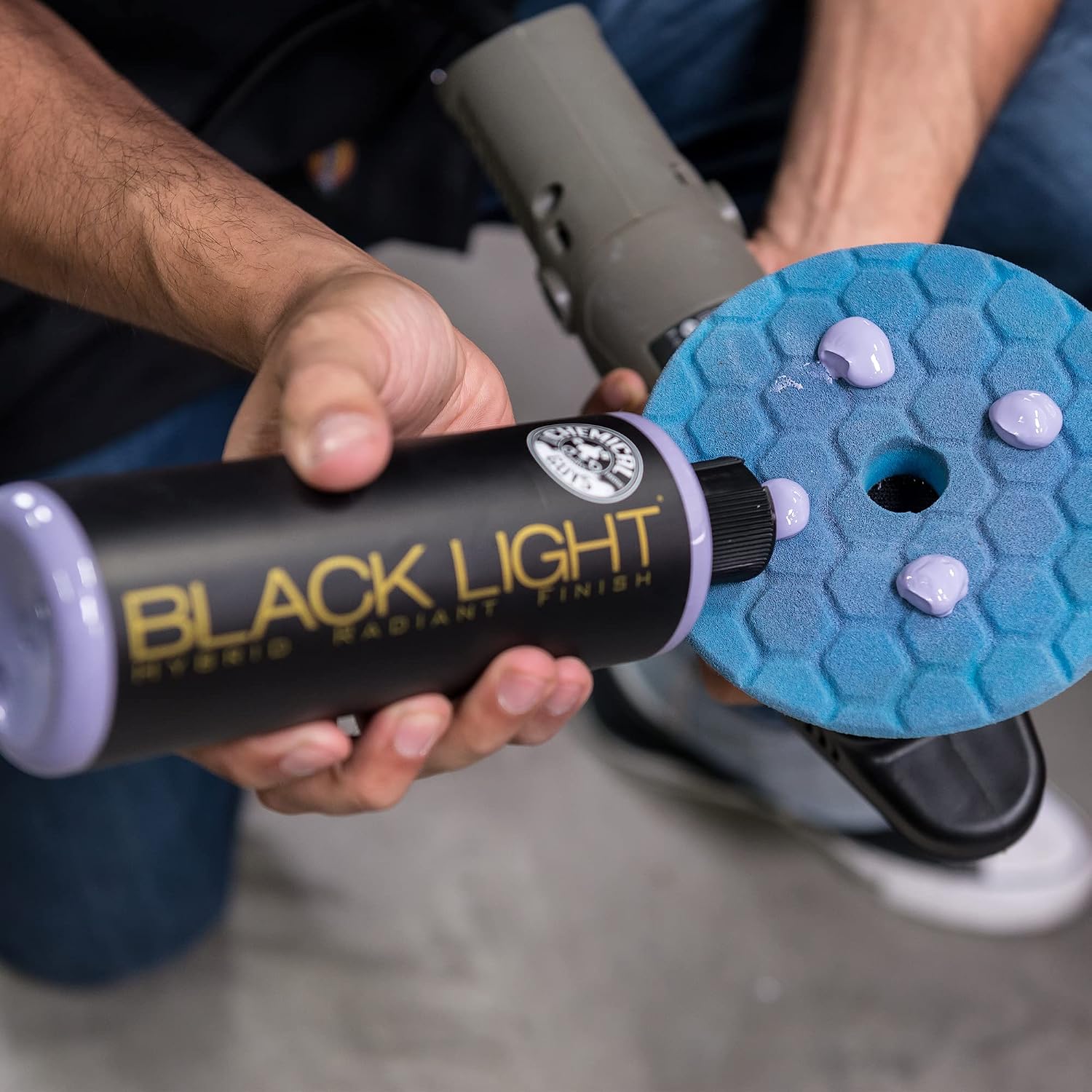 Chemical Guys Gap_619_16 Black Light Hybrid Radiant Finish Color Enhancer (16 oz) MIC_292_02 Premium Grade Microfiber Applicator, Blue (Pack of 2)