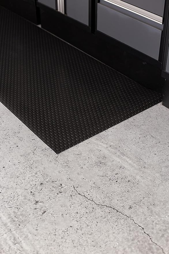 G-Floor Performance Vinyl Garage Runner Small Coin Pattern - Image 3