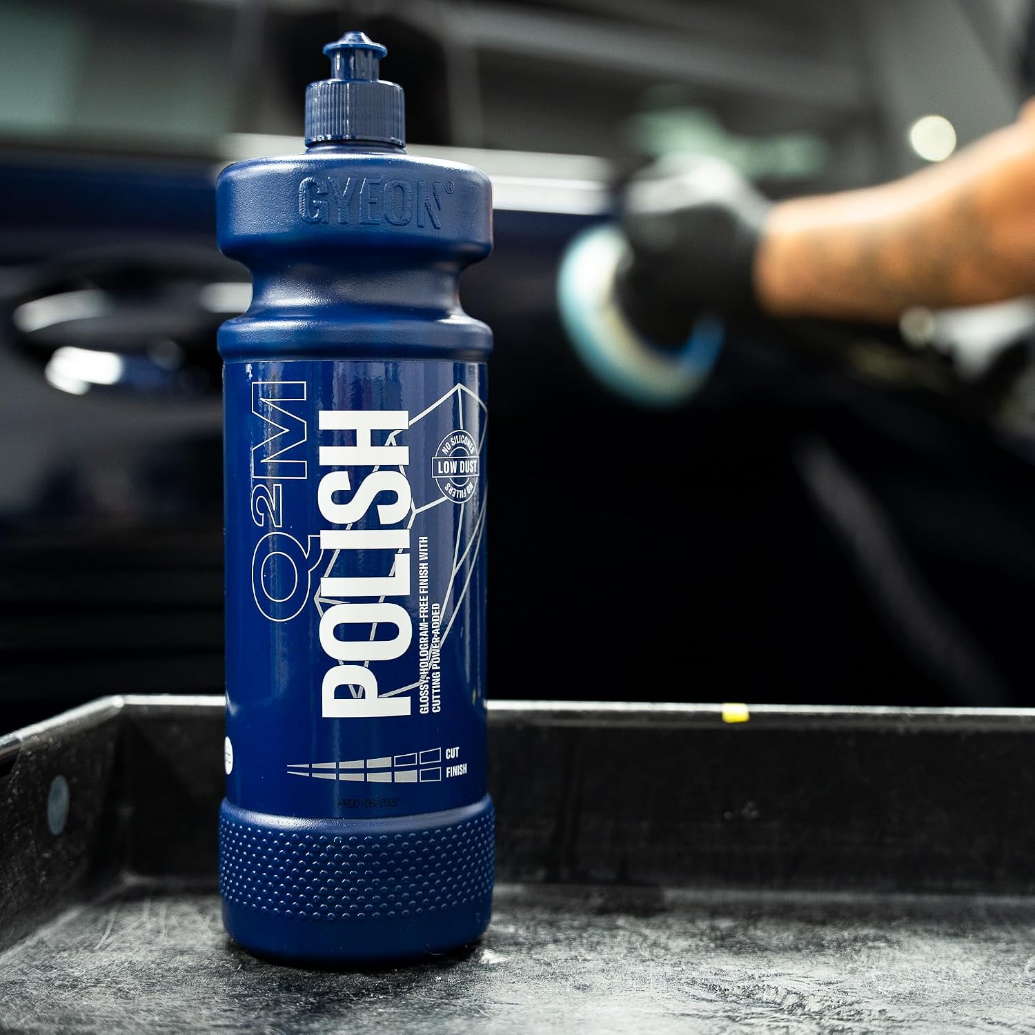 GYEON Finishing Polish for Car Detailing (120ml), High Gloss, Fine Scratch and Swirl Removal – One Step Vehicle Polishing Liquid – Paint Correction, No Fillers, Silicone-Free, Creamy White