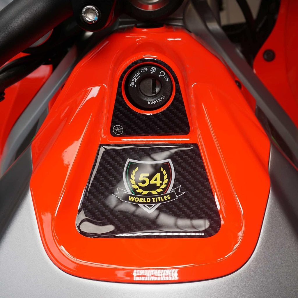 labelbike - 3D Sticker Motorbike Ignition Key Area Decoration and Protection in Resin Compatible with Aprilia RS 660 2020-2023 and Tuono 660 2020-2025 - Carbon Color