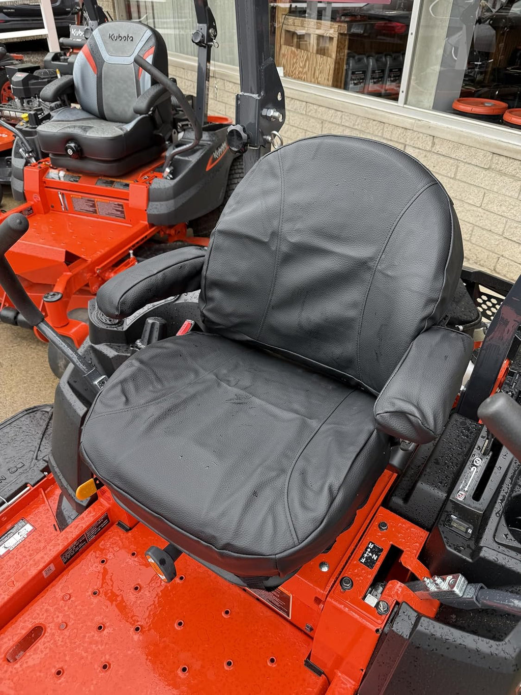 Durafit Seat Covers, Custom Fit Seat Cover for Ferris 500/700 Models/SCAG Patriot and Freedom Z Zero Turn Mowers in Waterproof Black Vinyl Fabric. Protection, Comfort, Storage, Style.