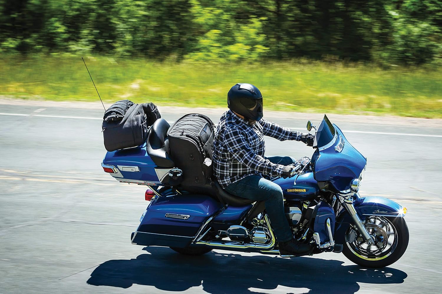 Kuryakyn 5281 Momentum Hitchhiker Motorcycle Travel Luggage: Weather Resistant Trunk Rack Bag, Black